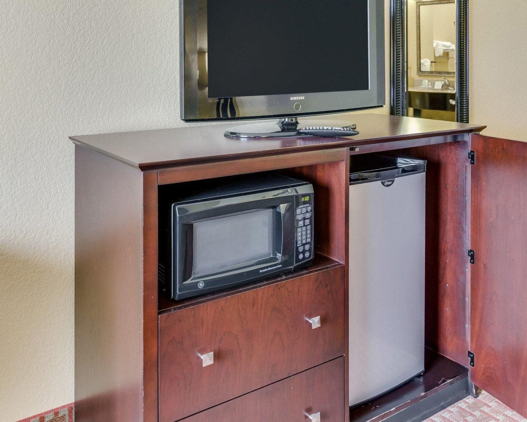 Quality Inn&Suites Slidell Esterno foto