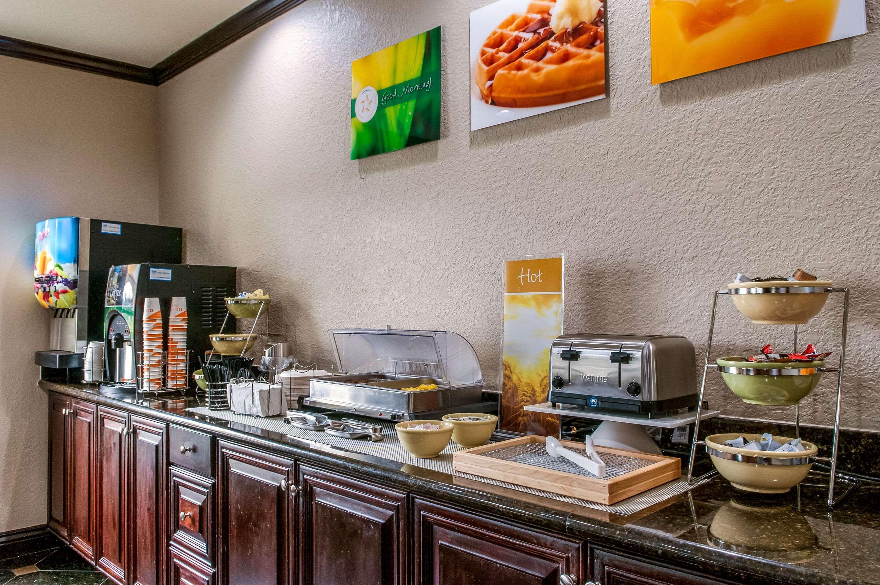 Quality Inn&Suites Slidell Esterno foto