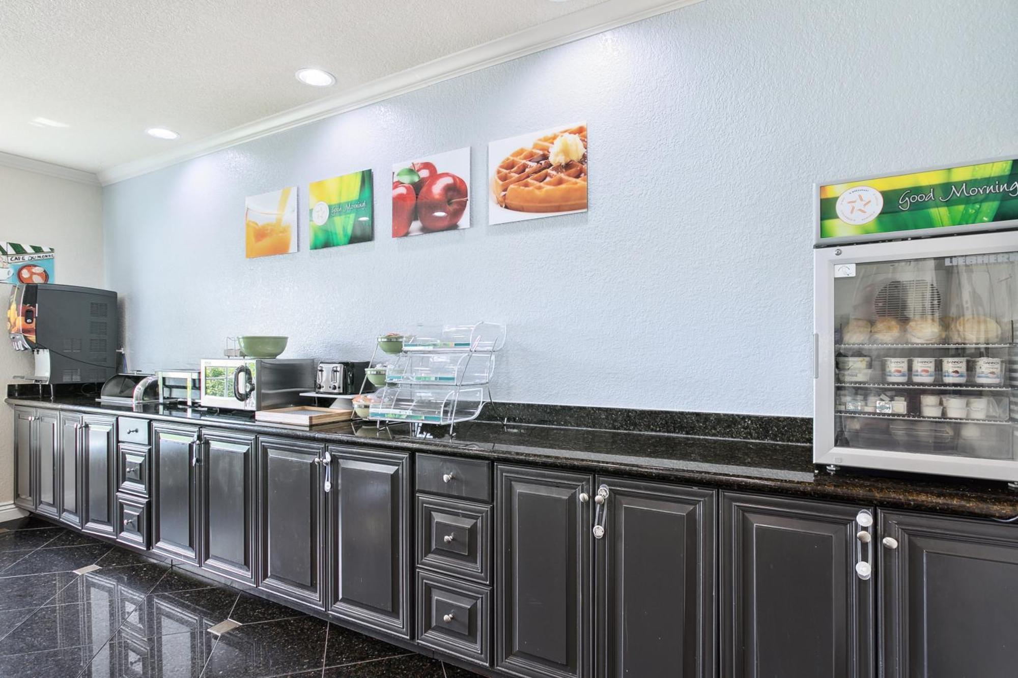 Quality Inn&Suites Slidell Esterno foto